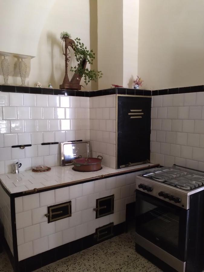 Palazzo Costantini Bed & Breakfast San Donato di Lecce Exterior photo