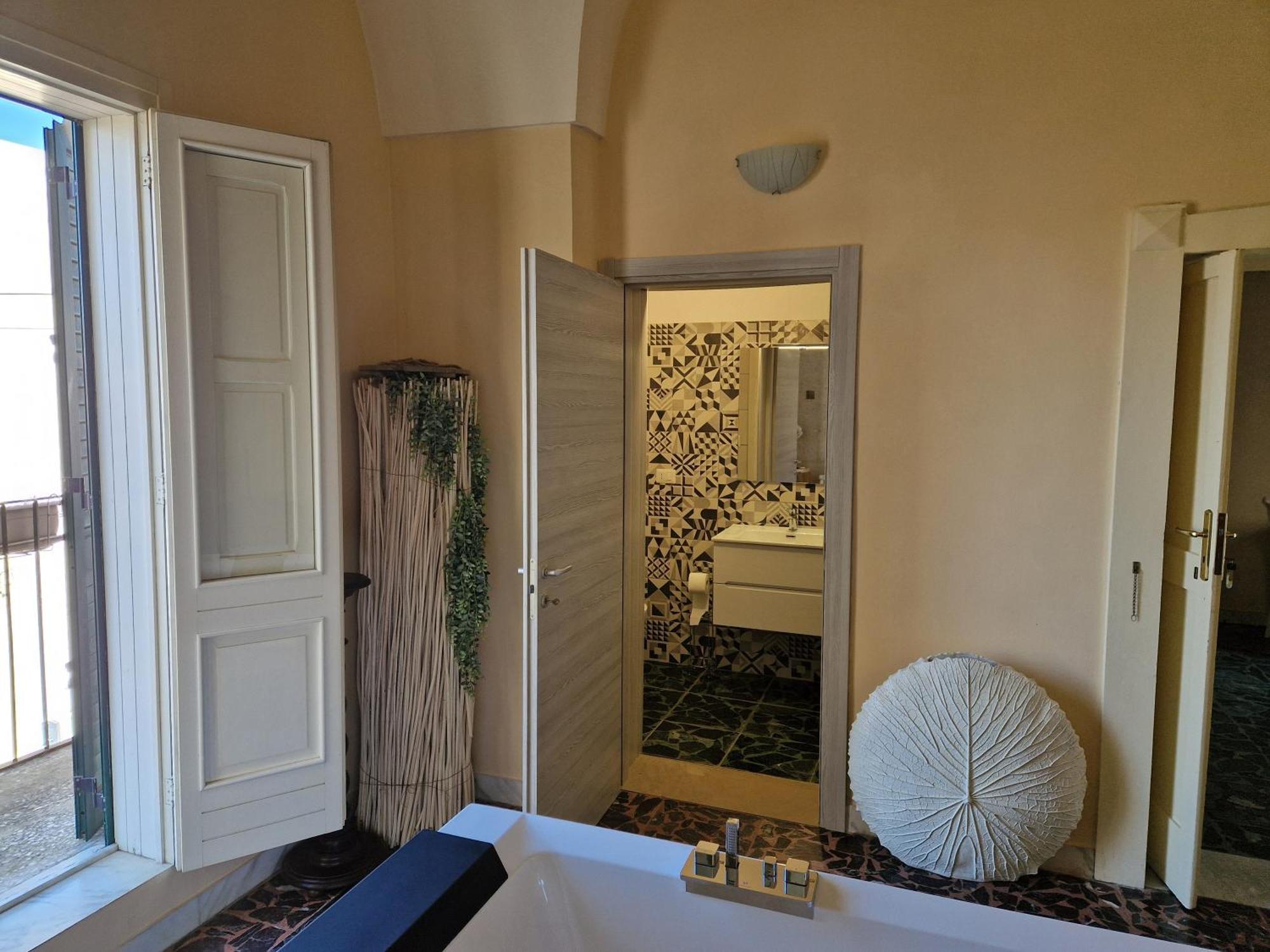 Palazzo Costantini Bed & Breakfast San Donato di Lecce Exterior photo